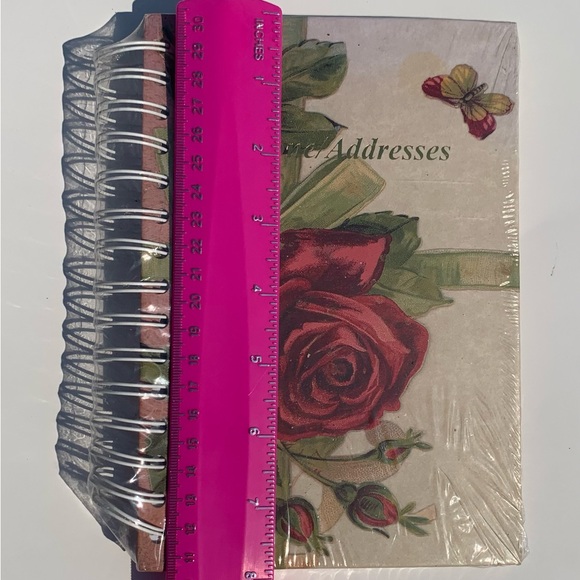 Floral Address Book with Red Rose Design - Picture 5 of 6